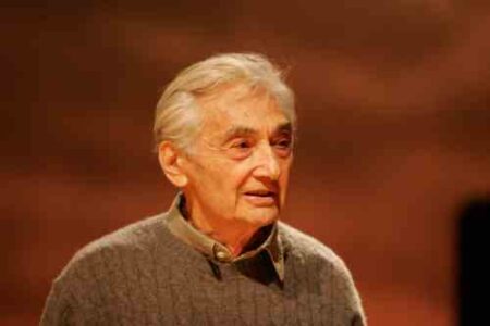 UtneCast: Howard Zinn Talks About His New Documentary Image
